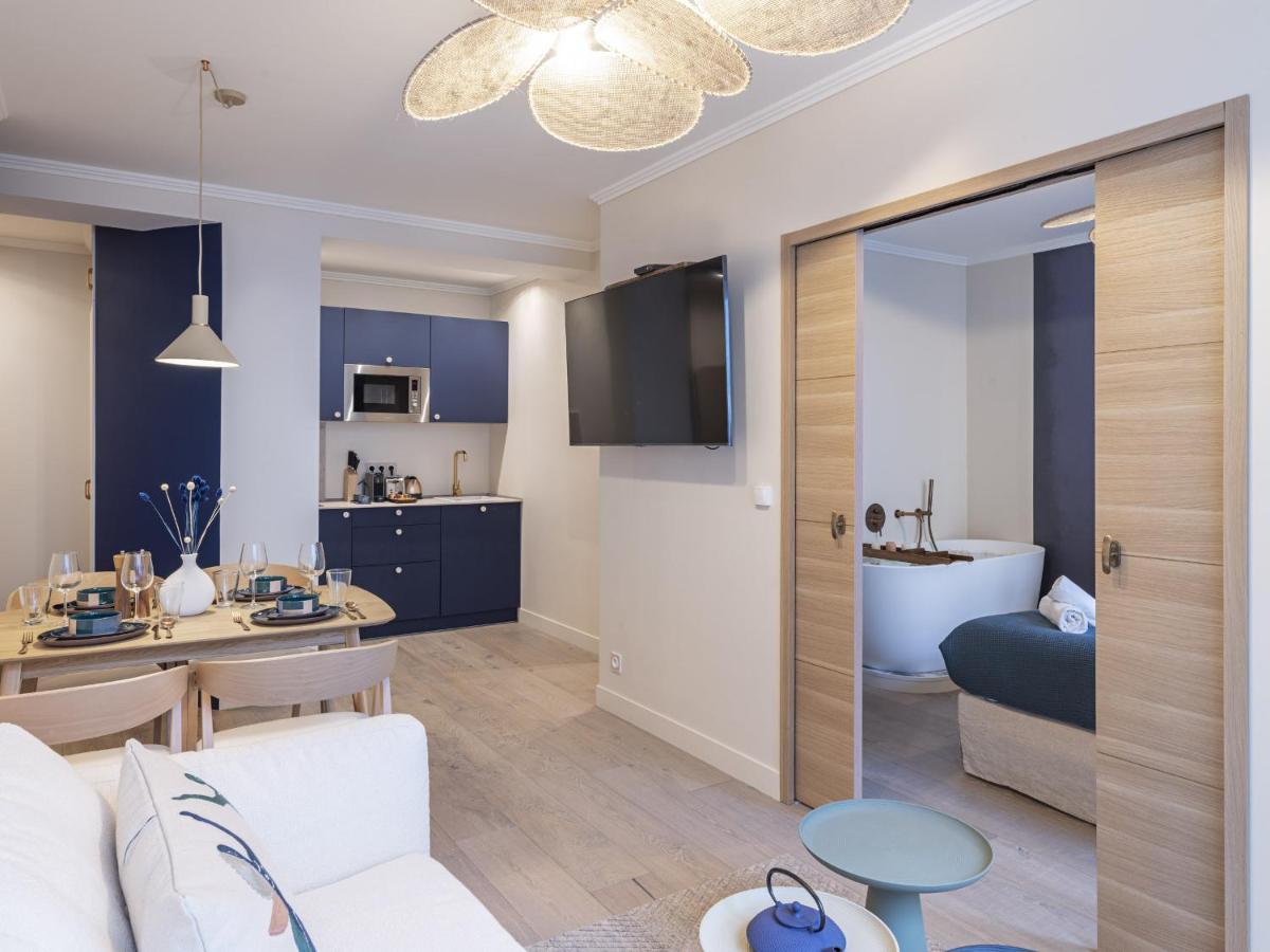 פריז The Blue Suite On Champs Elysees Avenue מראה חיצוני תמונה