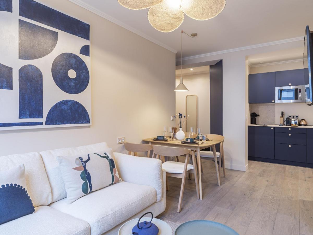 פריז The Blue Suite On Champs Elysees Avenue מראה חיצוני תמונה